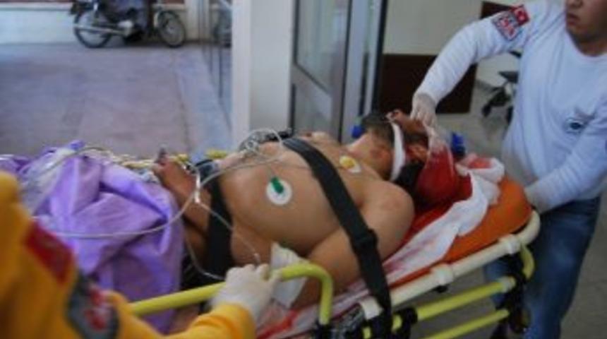 Yaralı Suriyeliler Şanlıurfa&rsquo;ya Getirildi