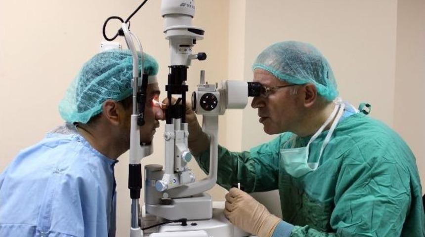 Sel&ccedil;uk Tıp&rsquo;ta Lazer Ameliyatı Başladı