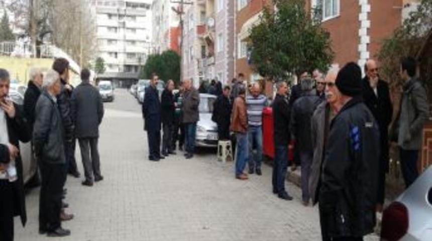 Uyudu, Bir Daha Uyanamadı