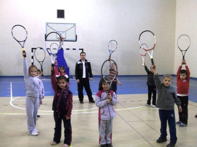 G&ouml;lyaka Sporda Atağa Ge&ccedil;ti 1