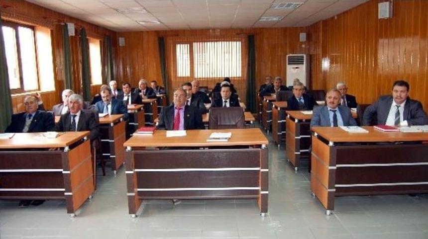 Mecliste &lsquo;yatırımların &Ouml;n&uuml; Tıkanmasın&rsquo; Tartışması