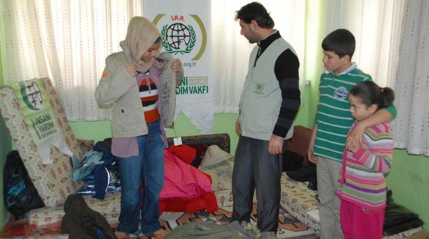 İHH Yetim &Ccedil;ocukların Y&uuml;z&uuml;n&uuml; G&uuml;ld&uuml;rd&uuml;