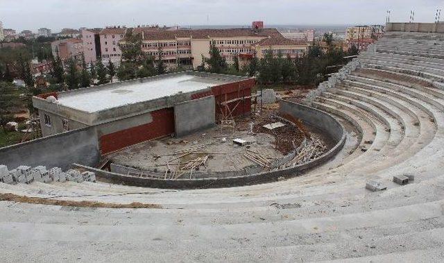 Karataş Şehir Parkında Çalışmalar Tamamlanıyor