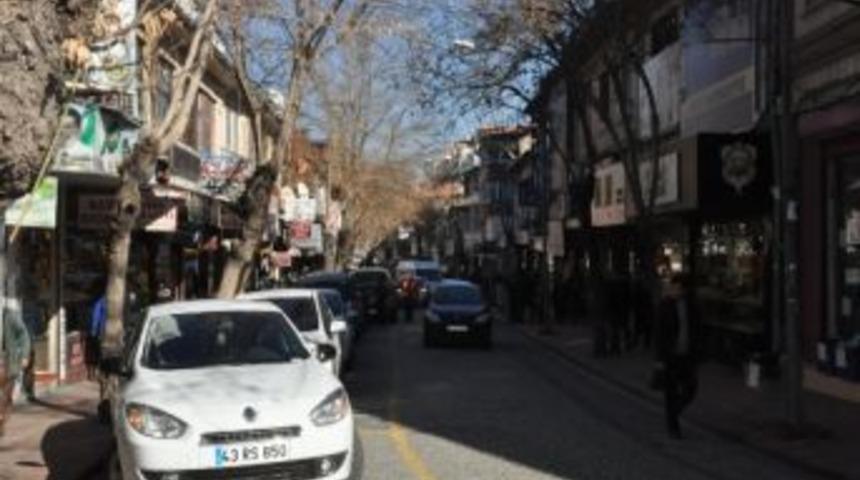 Afyonkarahisar Bahardan Kalma G&uuml;nleri Yaşıyor