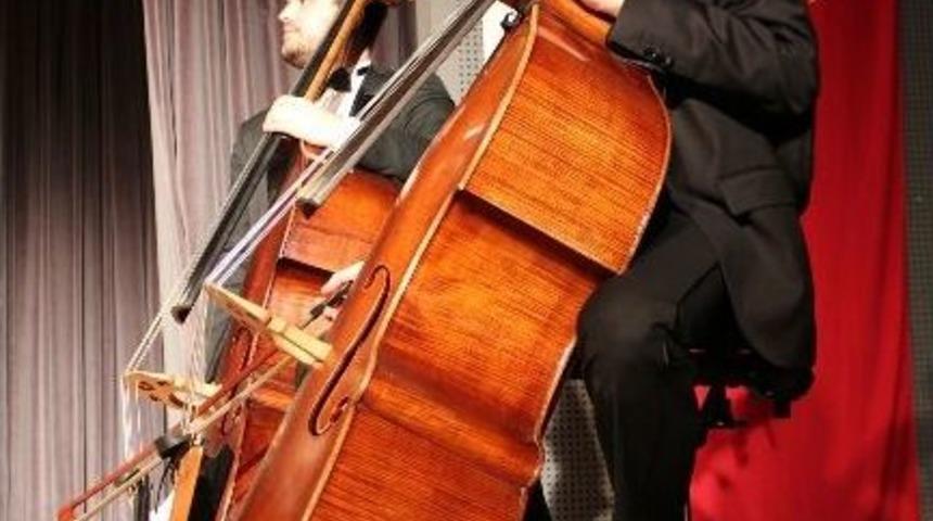 Bursa Senfoni Orkestrası Yalova'da İlgi G&ouml;rd&uuml;