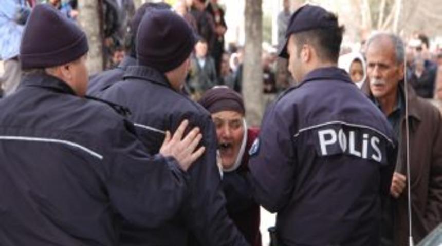 Eski Eşini &Ouml;ld&uuml;rd&uuml;ğ&uuml; Iddia Edilen Adam Yakalandı