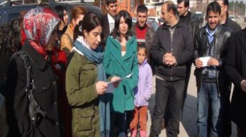 "Erkeklerin Serbest Bırakılmaları Kadına Y&ouml;nelik Şiddeti Tırmandırıyor"