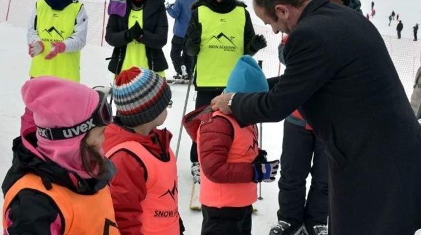 Kayak Kursu İlk Mezunlarını Verdi