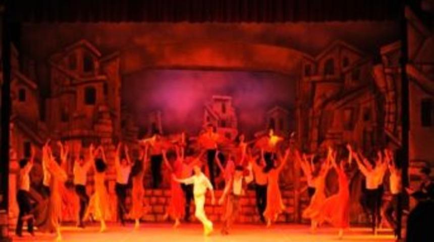 Mdob 'zorba' Balesini Yeniden Sahneleyecek