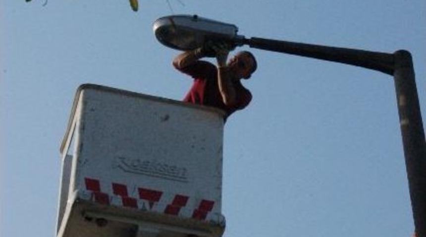 Elektrik Kesintisi Vatandaşı Mağdur Etti