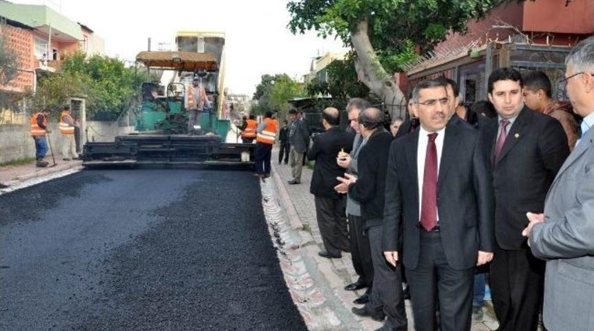 Y&uuml;reğir'de Yol &Ccedil;alışmaları S&uuml;r&uuml;yor