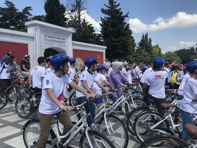 Mekedonya’dan İstanbul’a 15 Temmuz şehitleri için pedal çevirdiler 