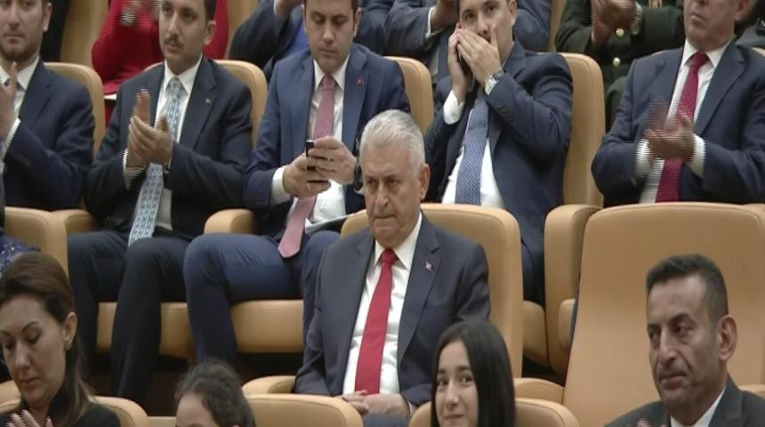 Cumhurbaşkanı Erdoğan'ın s&ouml;zleri Binali Yıldırım'ı duygulandırdı (2)&nbsp;