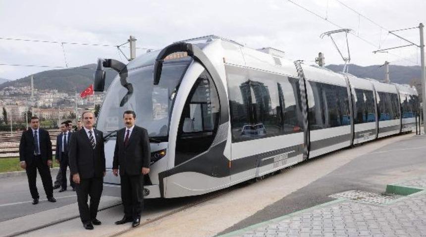 Bursa'da Şehir İ&ccedil;i Tramvay Seferleri 3 Ay Sonra Başlıyor
