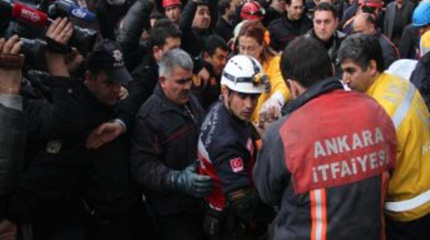 Toprak Altında Kalan Iş&ccedil;i 3 Saatte Kurtarılabildi