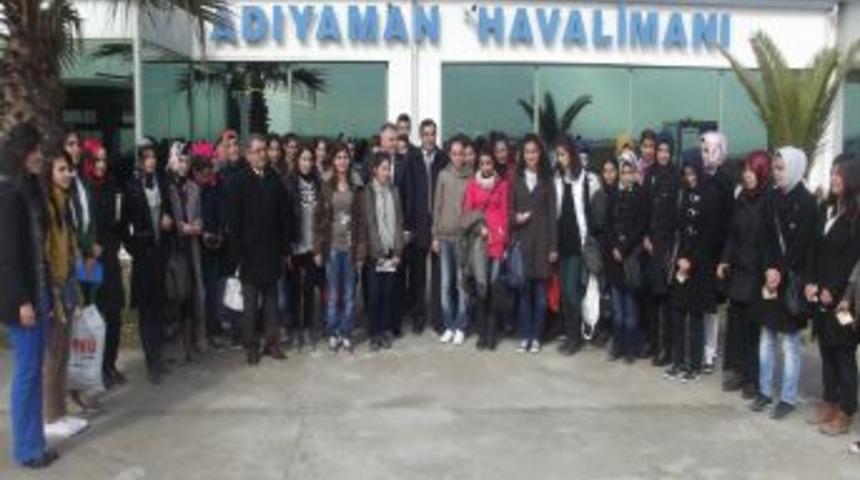 G&uuml;len Y&uuml;zler Projesi Bayan &Ouml;ğrencileri Mutlu Etti