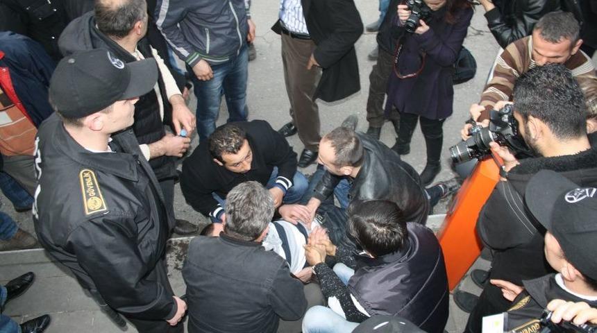 Taşeron Maden Iş&ccedil;ileri Sendikalı Olmak I&ccedil;in Eylem Yaptı