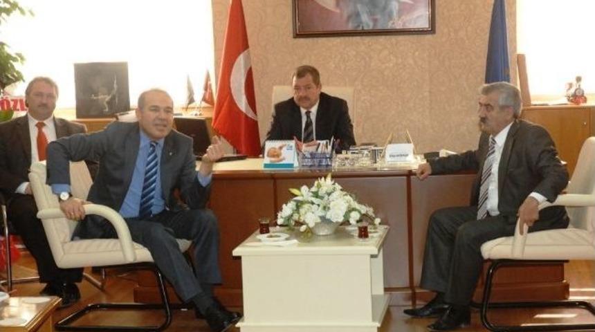 Başkan S&ouml;zl&uuml;: "bu Karamsar Tablo Karşısında Seyirci Kalamazdım"