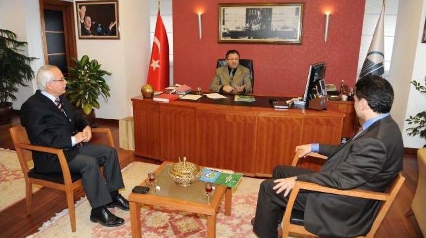 Başkan Tiryaki, Sivil Toplum &Ouml;rg&uuml;tleriyle Bir Araya Geldi