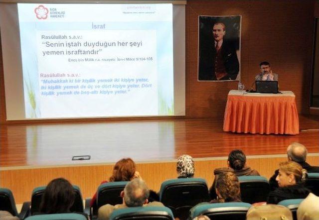 Kemal &Ouml;zer den "m&uuml;sl&uuml;man Diyeti" 1