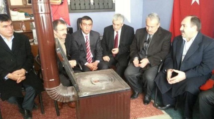 Ak Parti Erzurum Milletvekili Yavilioğlu, K&ouml;pr&uuml;k&ouml;y İl&ccedil;e Teşkilatını Ziyaret Etti