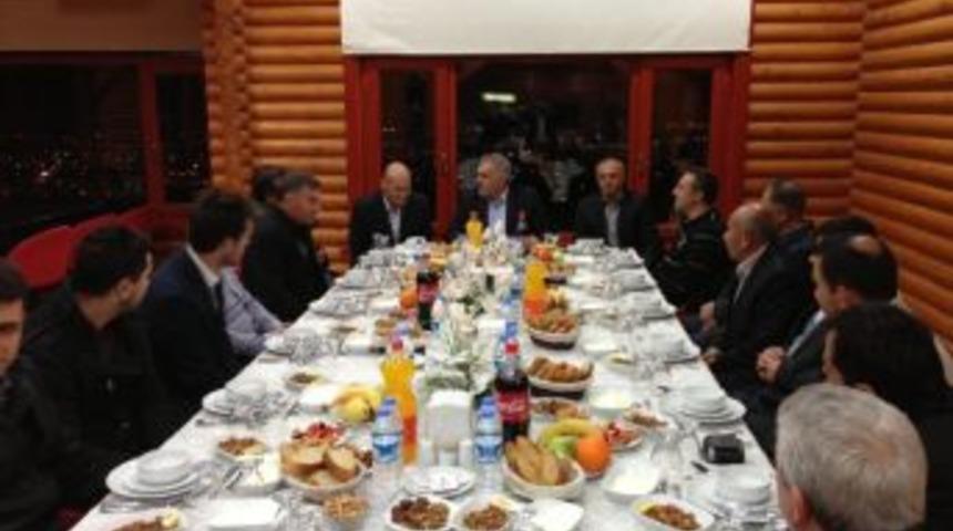 Hendek Belediye Başkanı İnci: &ldquo;doğu Batı Kardeşliği İ&ccedil;in Herkes Elini Taşın Altına Sokmalı&rdquo;