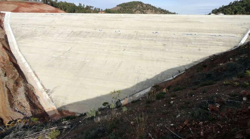60 Milyon Liralık Akbaş Barajı&rsquo;nın G&ouml;vde Dolgusu Tamamlandı