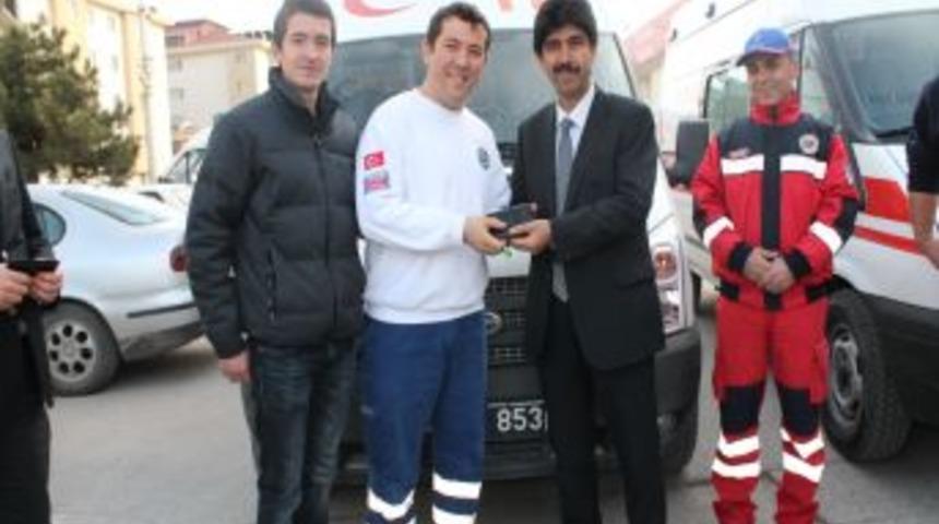 Sağlık Bakanlığı'nın G&ouml;nderdiği Ambulanslar Bolu'da Hizmete Girdi