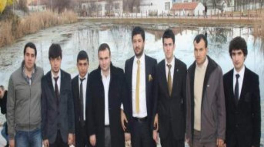 Ak Parti Gen&ccedil;lik Kolları Başkan Yardımcısı Kırşehir Teşkilatını Ziyaret Etti
