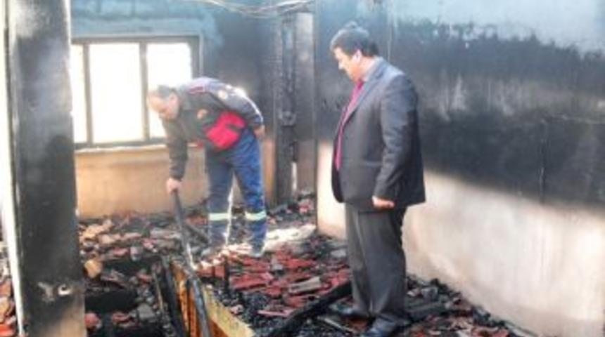 Temizlenmeyen Bacalar Tehlike Sa&ccedil;ıyor