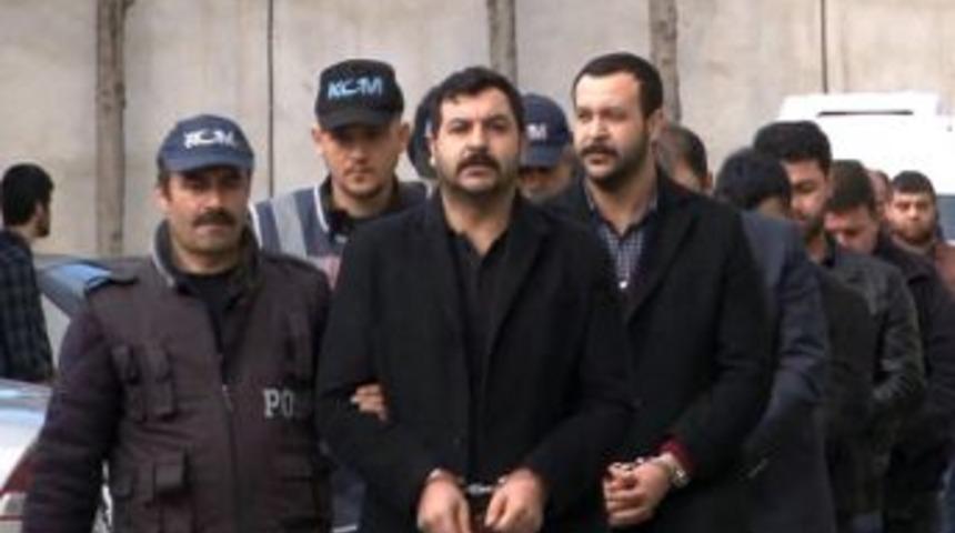 'Sen &Ccedil;ekil Ihale Bana Kalsın' &Ccedil;etesi &Ccedil;&ouml;kertildi