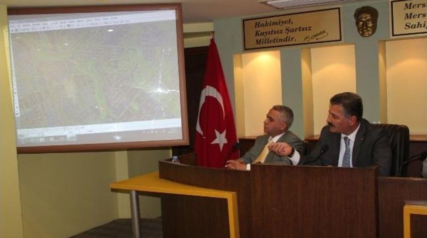 Başkan Tuna, Meclis &Uuml;yelerine Hizmetleri Anlattı