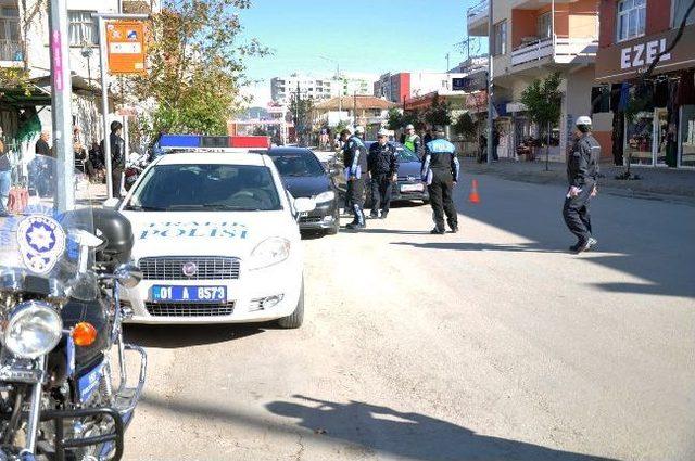 Kozan&rsquo;da S&uuml;r&uuml;c&uuml;lere Emniyet Kemeri Uyarısı 1