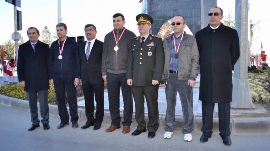 Niğde&rsquo;nin Onur G&uuml;n&uuml;