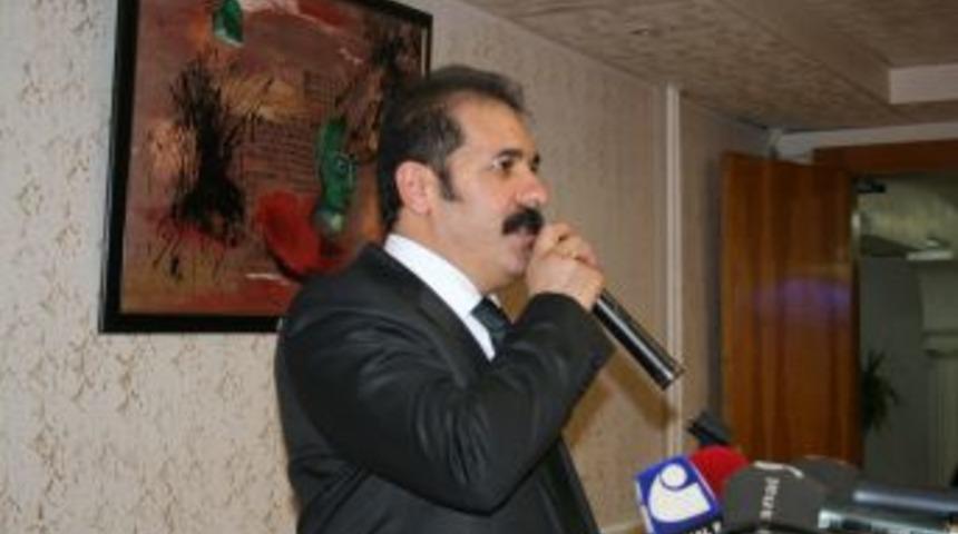 "Devlet millet el ele"