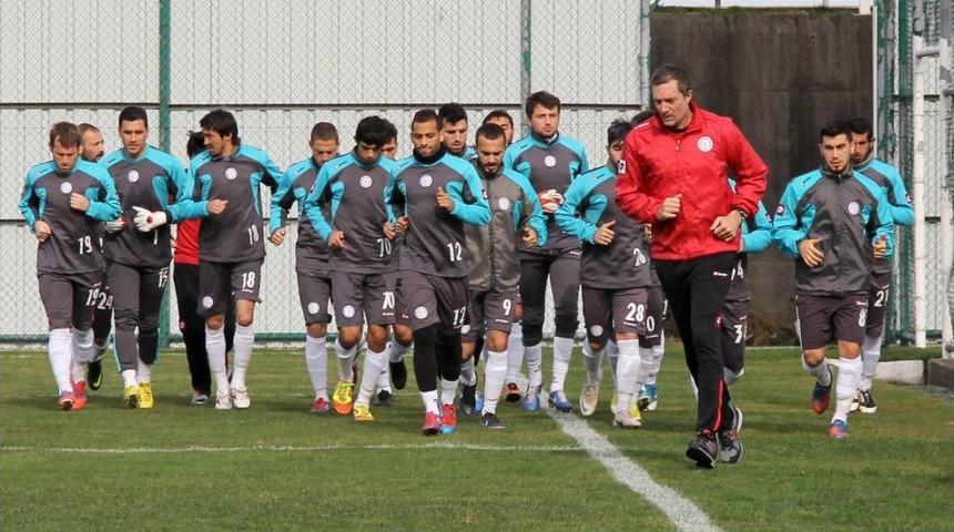 Mustafa Denizli: Şampiyonluk Taraftar Desteği Ile Gelir