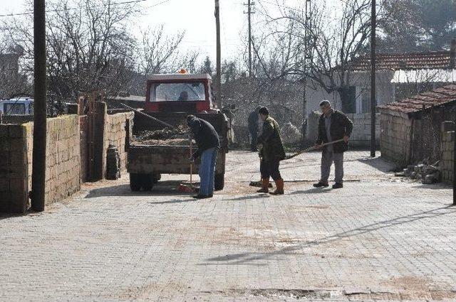 Başkan Çağlayan; “ Yaraları Hızlı Bir Şekilde Sarıyoruz”