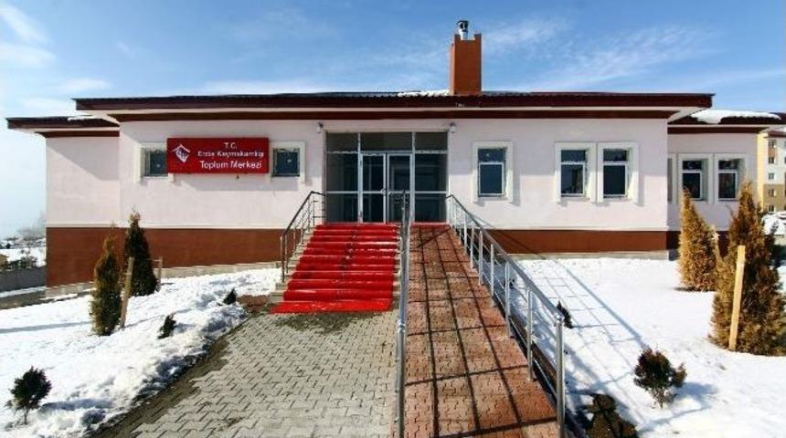 Erciş&rsquo;te Toplum Merkezi Faaliyete Girdi