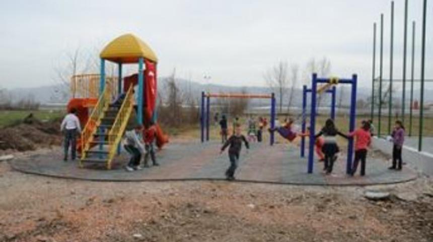 Yeni parkları &ccedil;ocuklar &ccedil;ok sevdi