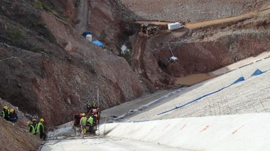 Akbaş Barajı&rsquo;nın G&ouml;vdesi Tamamlandı