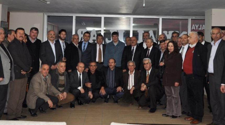 T&uuml;rel'den Akaydın'a &lsquo;oynamam Yerim Dar&rsquo; G&ouml;ndermesi