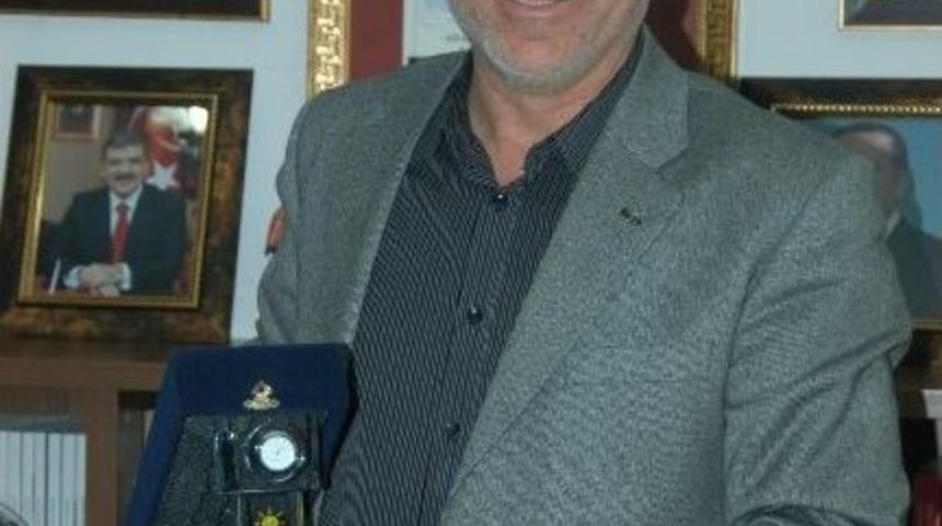 Ak Parti K&uuml;tahya İl Başkanlığı'na 'kardeşlik' &Ouml;d&uuml;l&uuml;