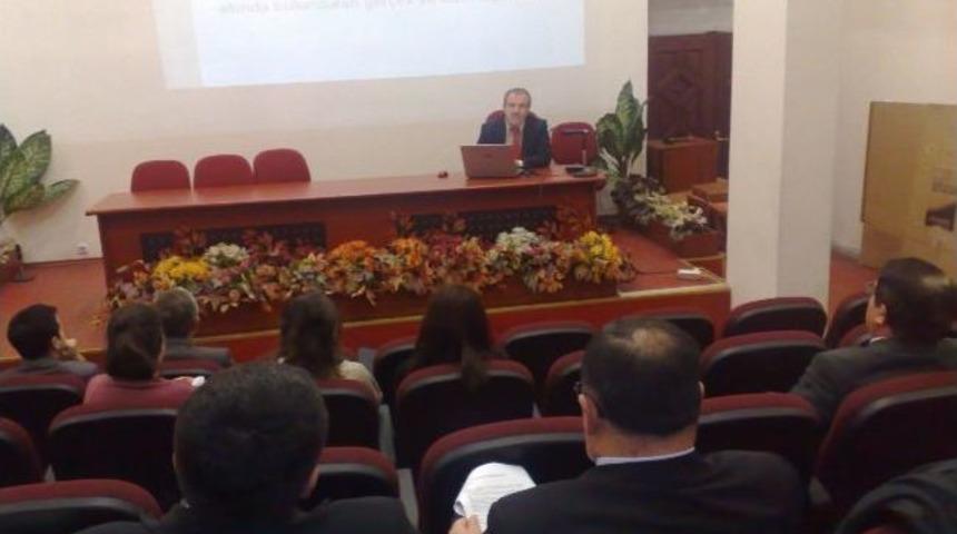 Memurlara Seminer Verildi