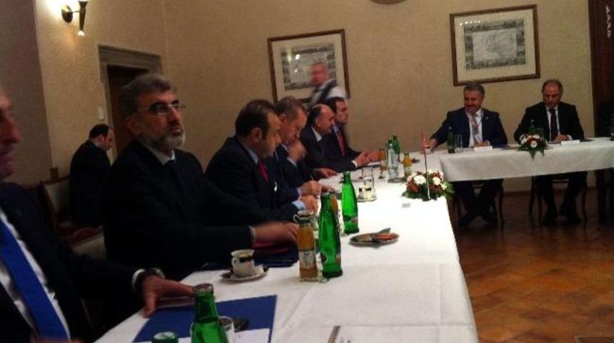 T&uuml;rkiye &Ccedil;ek Cumhuriyeti Dostluk Grubu Başkanı Ahmet Arslan;