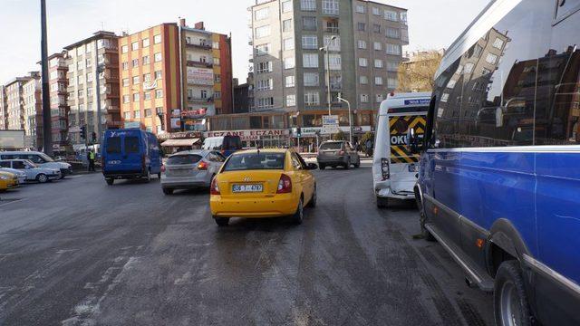 Başkent’te Zincirleme Kaza: 3 Yaralı