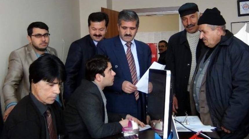 Erciş&rsquo;te Hac İ&ccedil;in &Ouml;n Kayıt M&uuml;raacatları Başladı