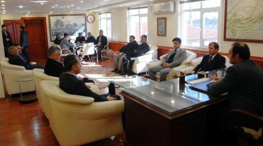 Milletvekili Erdoğan, Besni’de Değerlendirme Toplantısı Yaptı