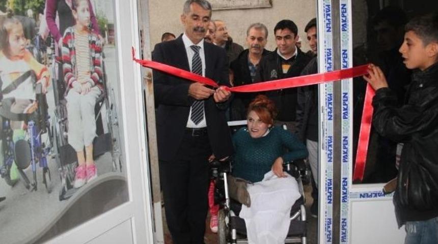 Cizre’de Engelsiz Hayat Derneği Törenle Hizmete Açıldı