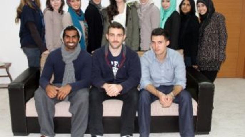 Abd&rsquo;li &Ouml;ğretmenlerden İngilizce Eğitimi