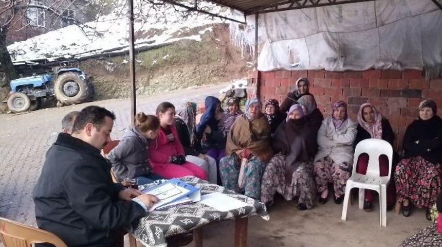 &Uuml;reticilere S&uuml;t Sağım Teknikleri Anlatıldı